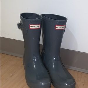 Short grey hunter boots GUC